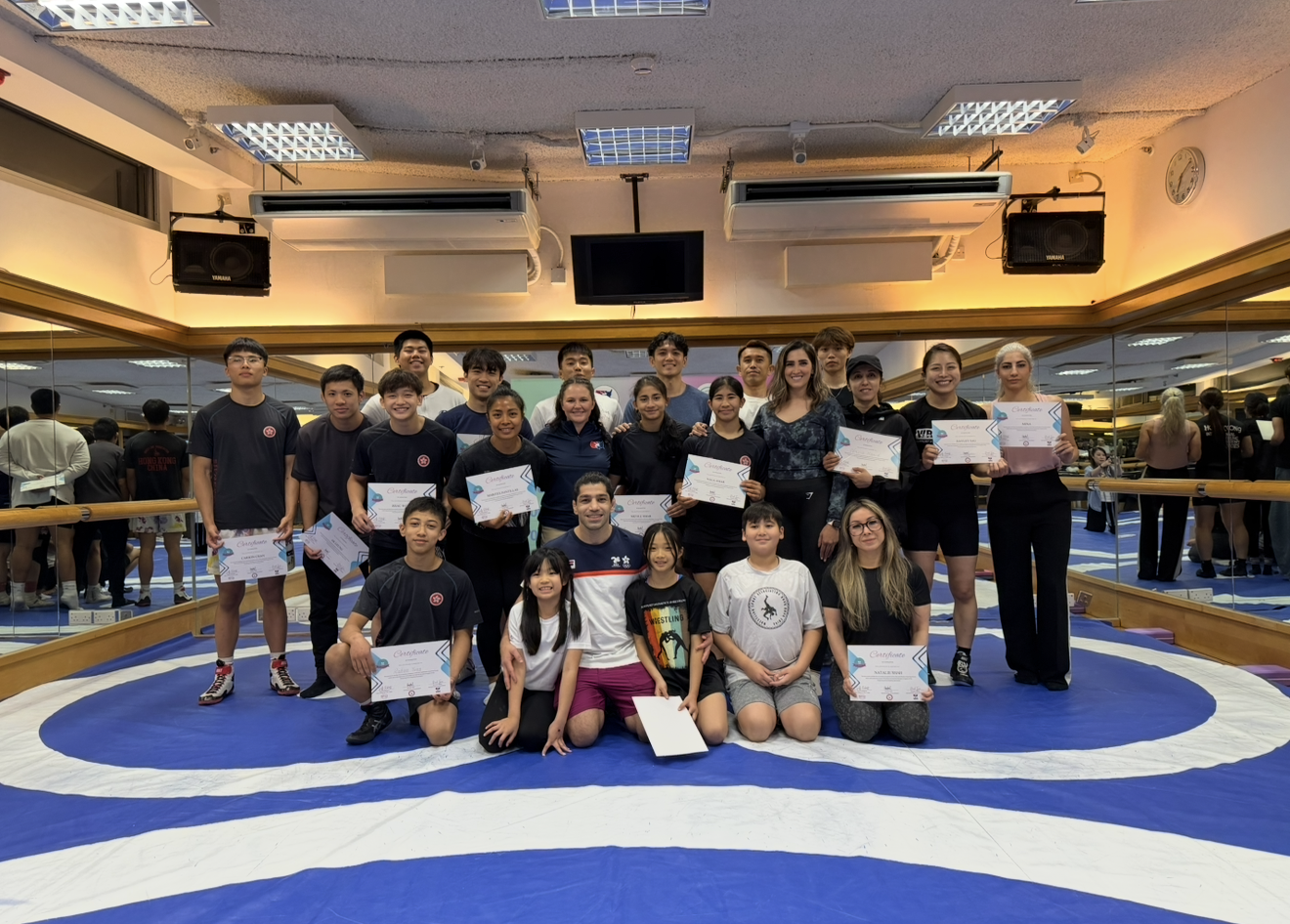 中國香港摔跤理事會慶祝WLAG教練證書課程的里程碑成功！